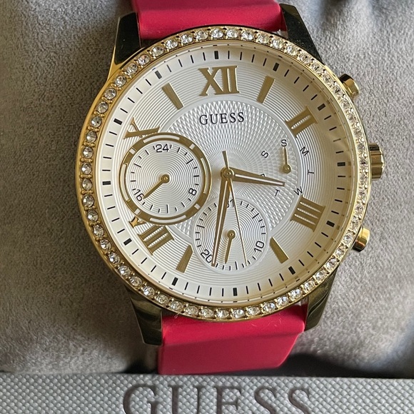 Red Rhinestone Multifunction Watch - Picture 6 of 6